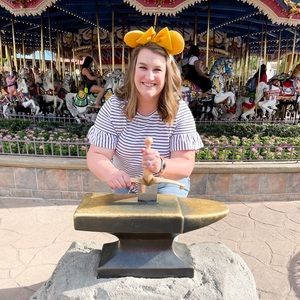 Meet your Posher, Rachel